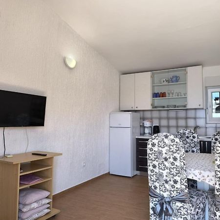 פרימוסטן Apartments Lala מראה חיצוני תמונה