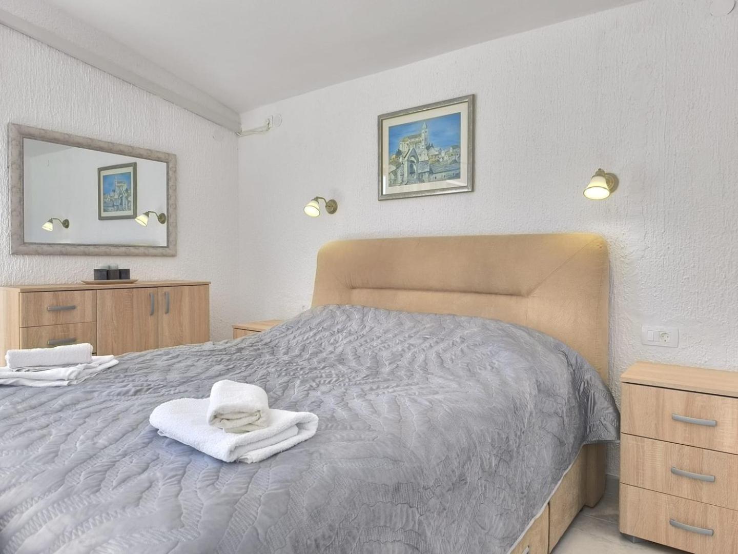 פרימוסטן Apartments Lala מראה חיצוני תמונה