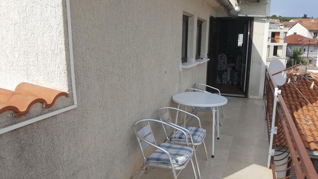 פרימוסטן Apartments Lala מראה חיצוני תמונה